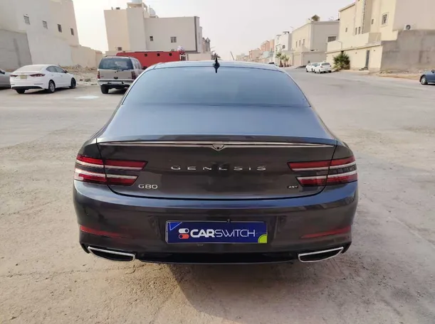 Car image 7