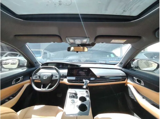 Car image 23