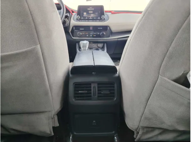 Car image 29