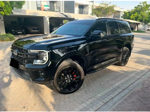 2024 Ford Everest in Dubai