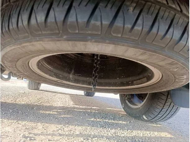 Car image 37