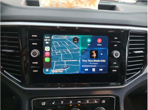 Car image 30