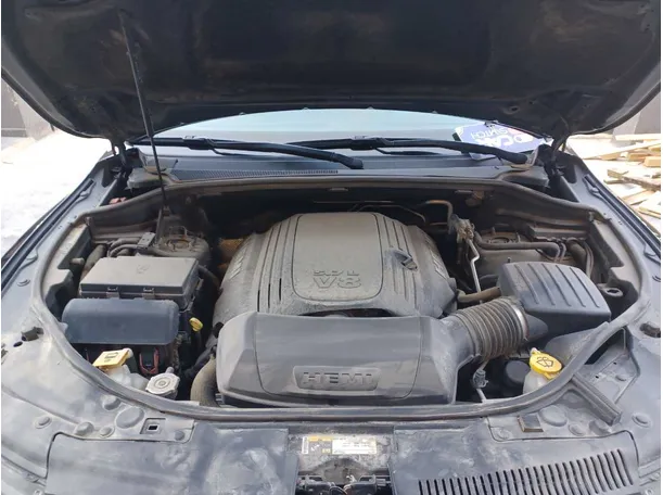Car image 26