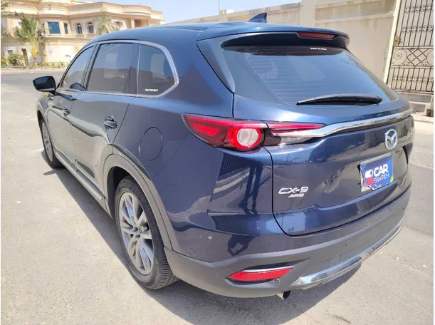 Car image 7