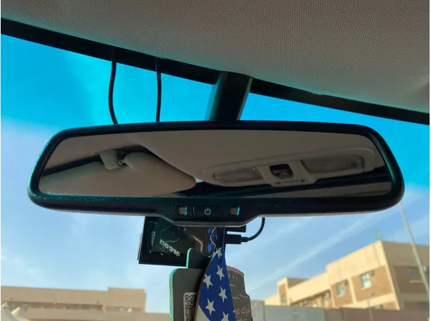 Car image 22
