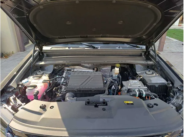 Car image 27