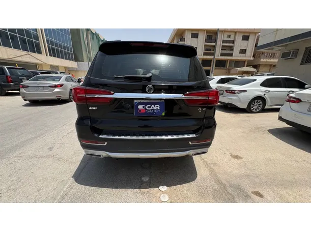 Car image 6