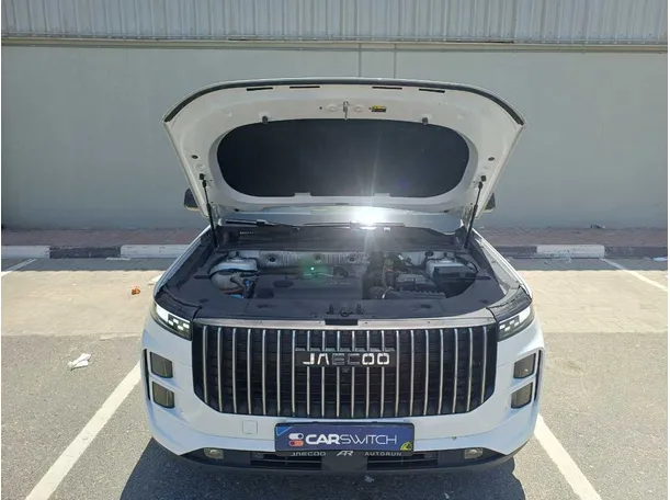Car image 24
