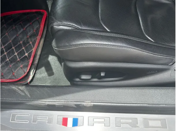 Car image 22