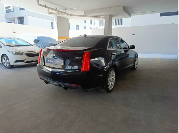 Car image 5