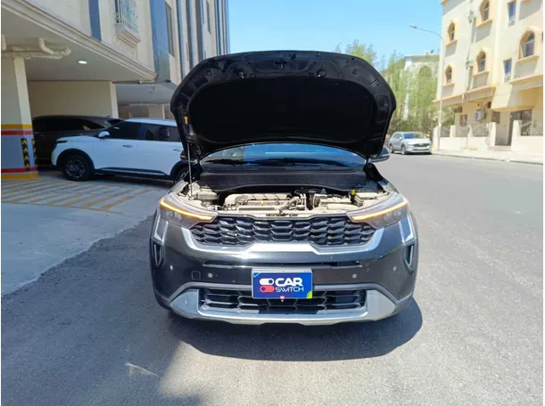 Car image 35