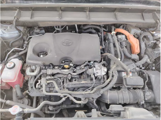 Car image 30
