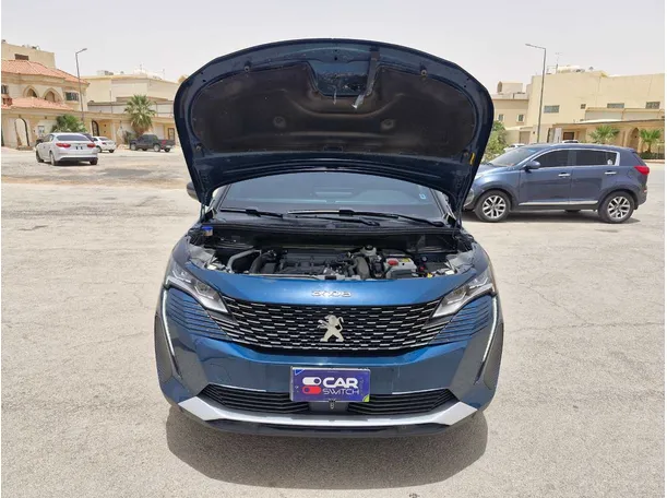Car image 25