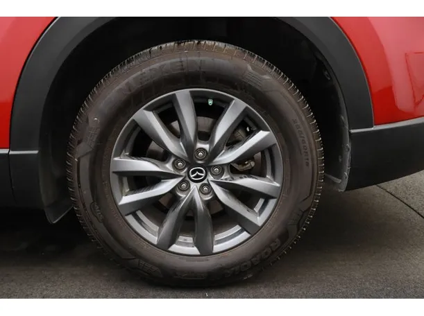 Car image 7