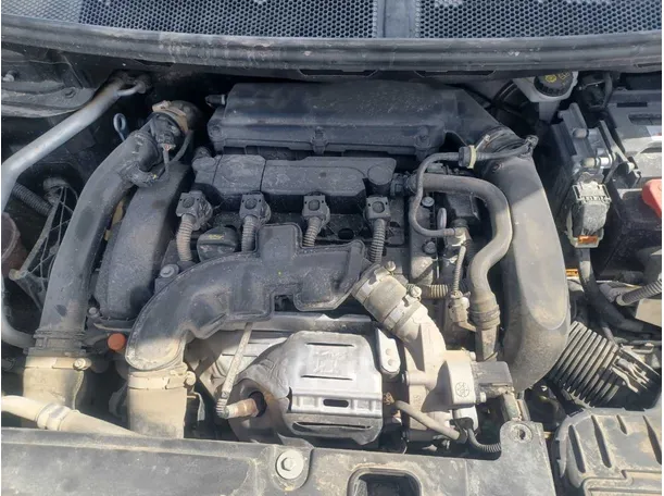 Car image 20