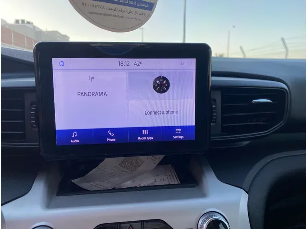 Car image 24