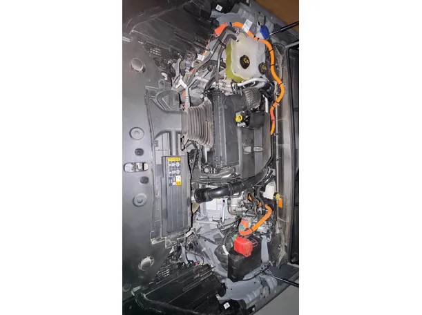 Car image 26