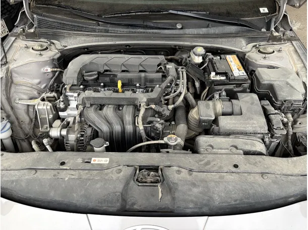 Car image 22