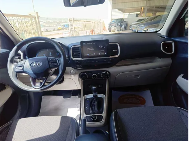 Car image 22