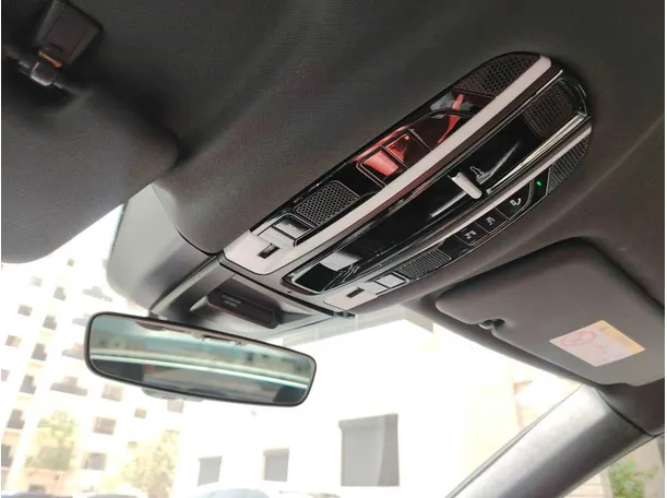 Car image 39