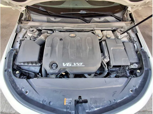 Car image 20