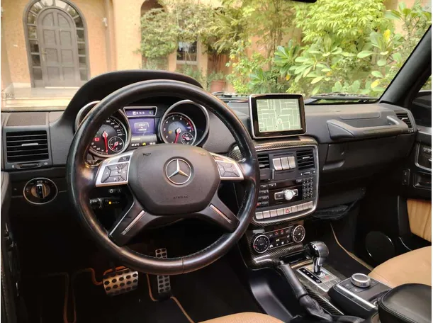 Car image 32