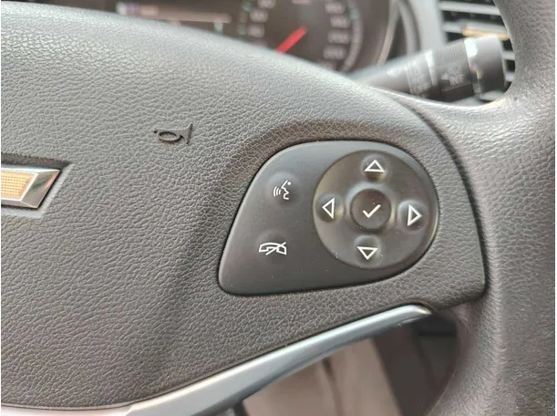 Car image 36