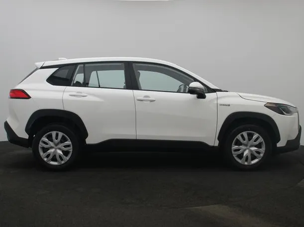 Car image 13