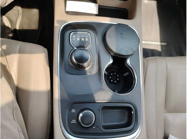 Car image 27