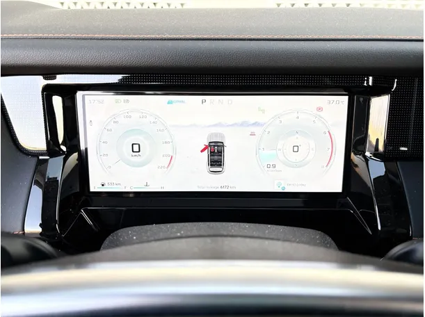 Car image 23
