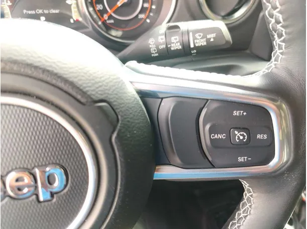 Car image 44