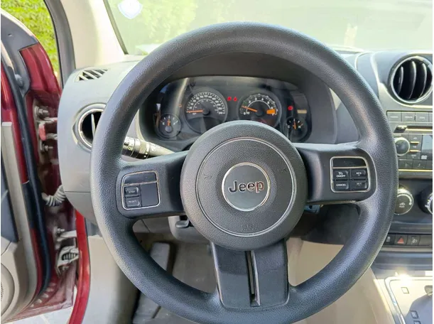 Car image 22