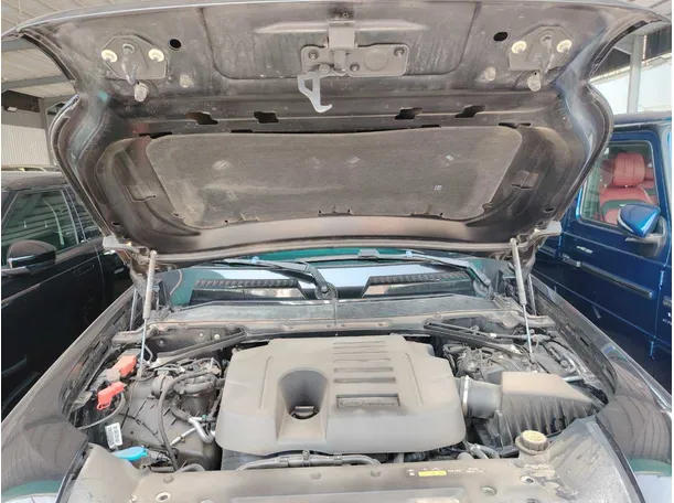 Car image 33