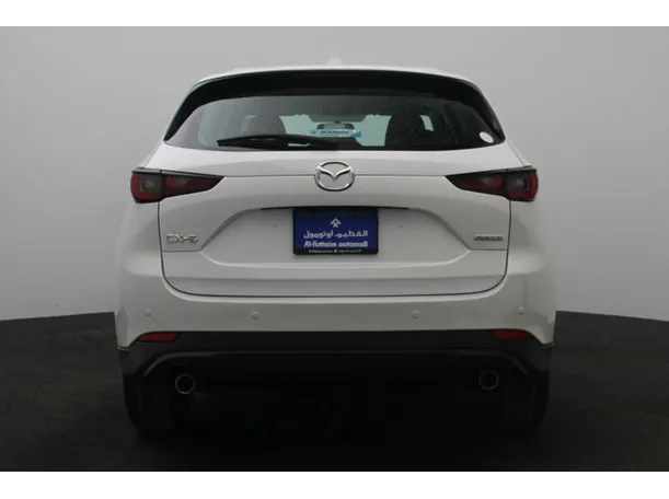 Car image 12