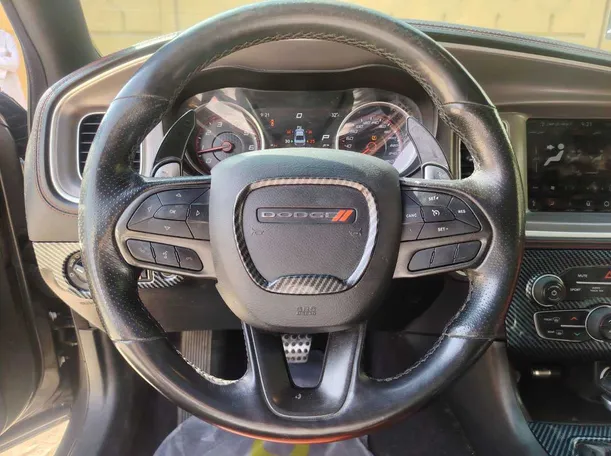 Car image 22