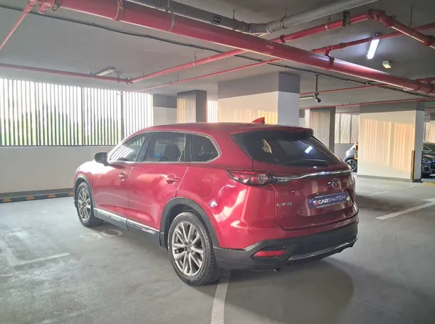 Car image 7