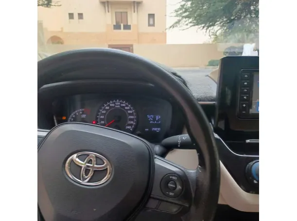 Car image 20
