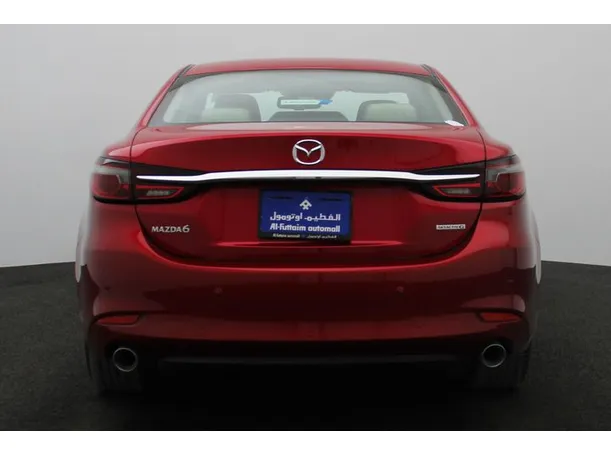 Car image 12