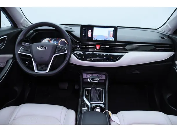 Car image 14