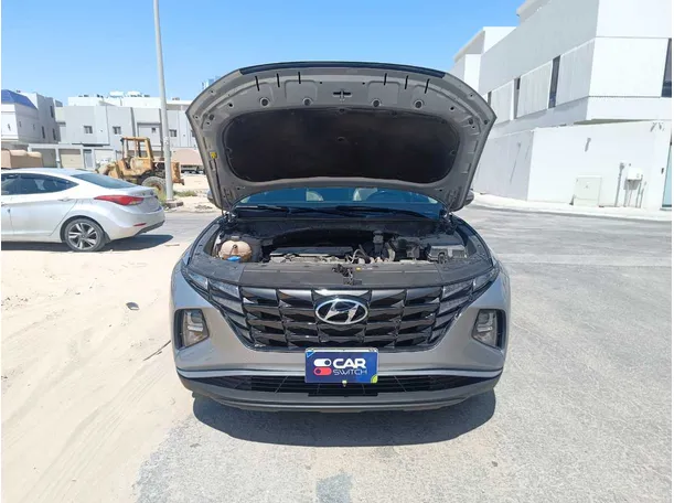 Car image 30