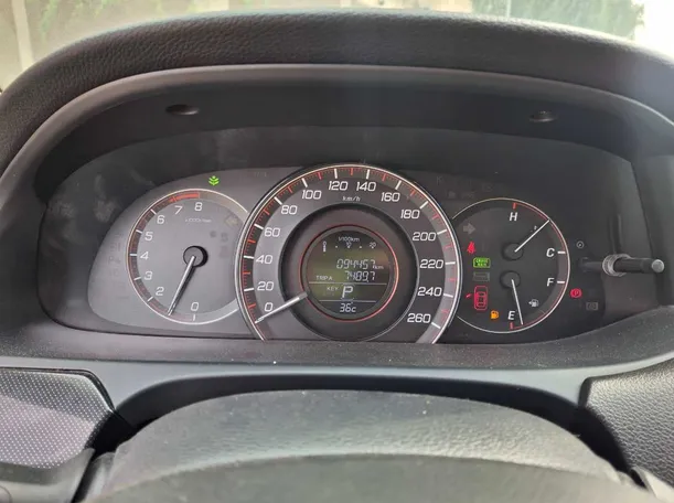 Car image 18