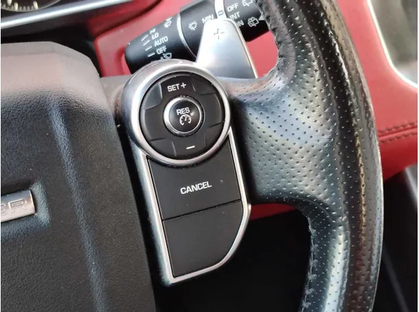 Car image 35