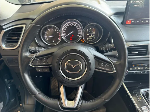 Car image 15