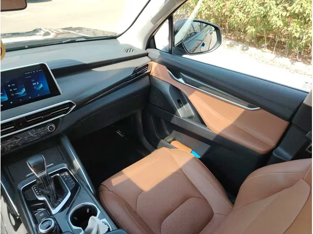 Car image 31
