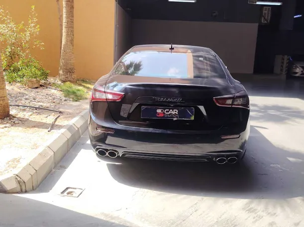 Car image 6
