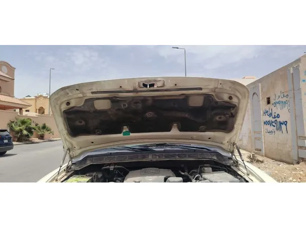 Car image 34
