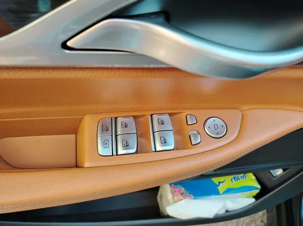 Car image 45