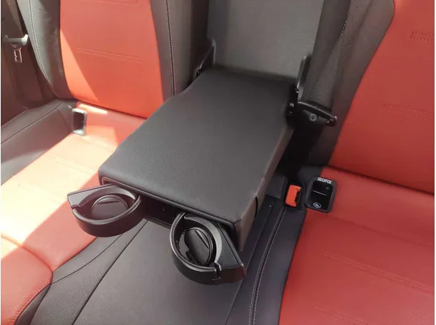 Car image 27