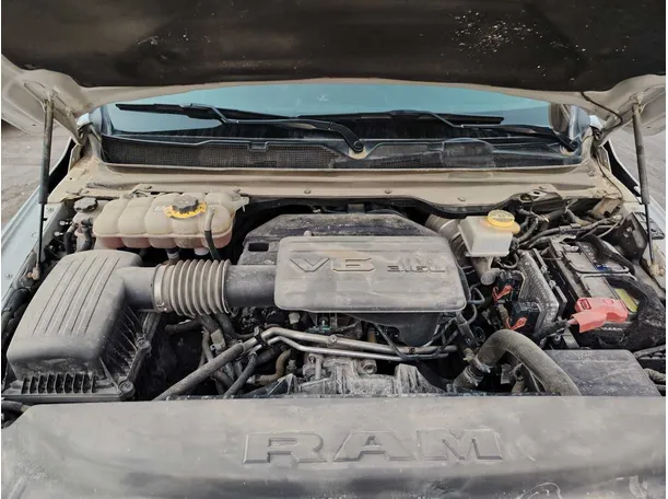 Car image 30