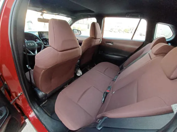 Car image 11